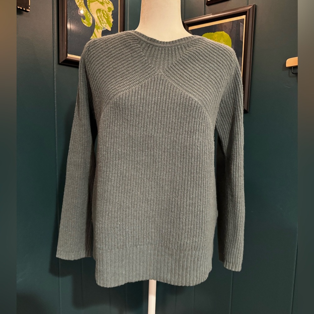 Madewell 100% Wool Ribbed Crewneck Sweater in Sage
